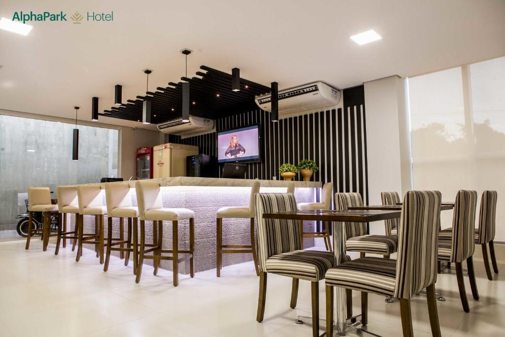 Alphapark Hotel Goiânia Exterior photo